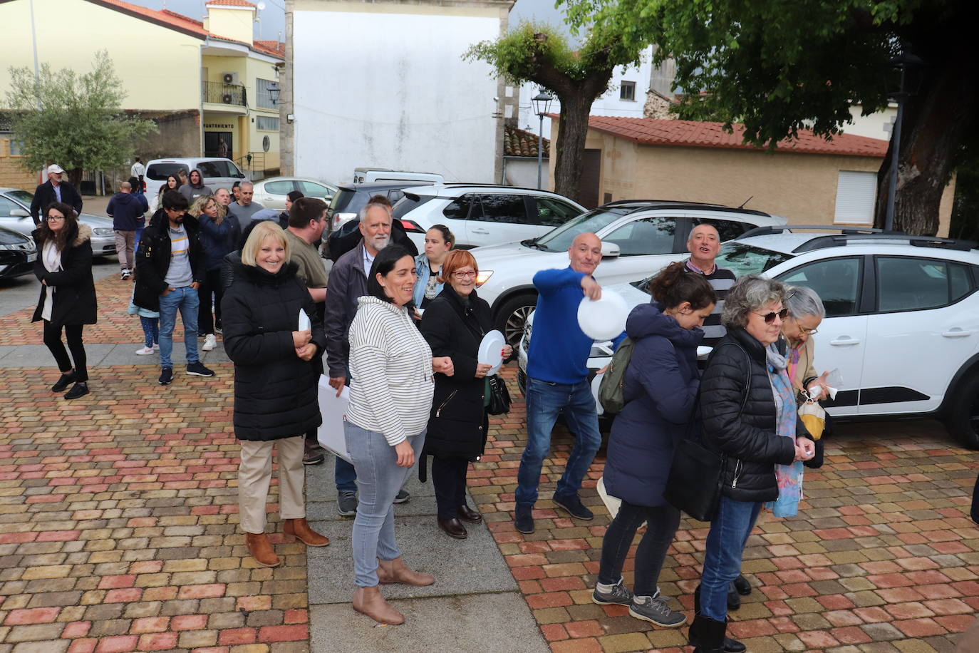 Animada jornada festiva en Molinillo con motivo de la Cruz de mayo
