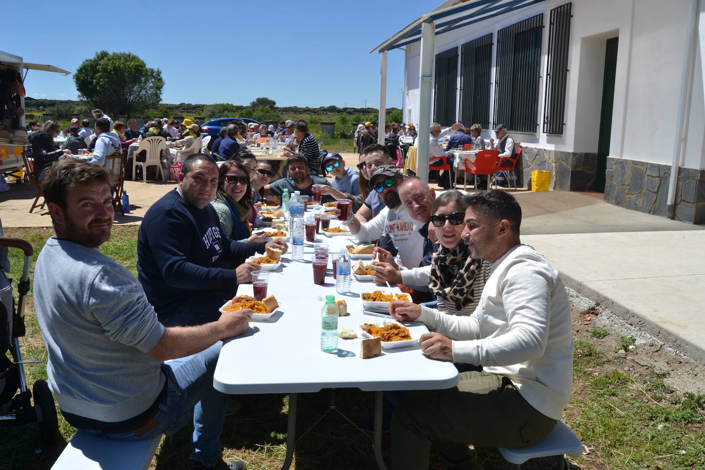 Una rica paella para cerrar las fiesta de Abusejo