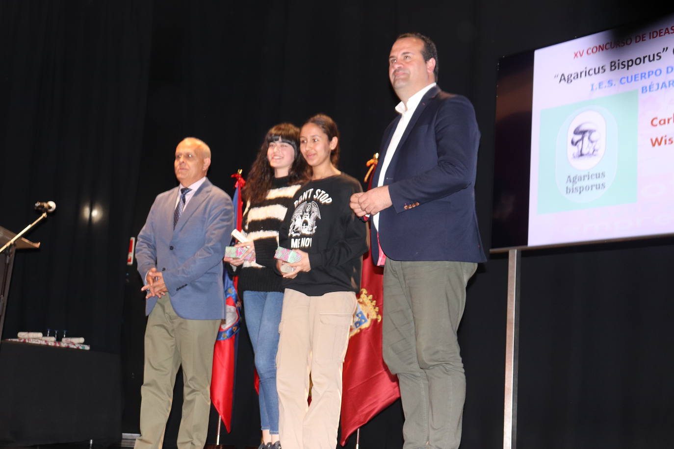 Tres institutos de la provincia reciben premio en el concurso &quot;Motivar para emprender&quot; de la Diputación