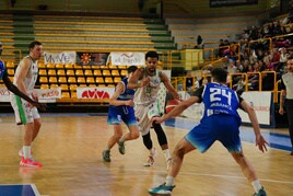 El jugador del Xoborg La Antigua Aco McCarthy, durante un partido.