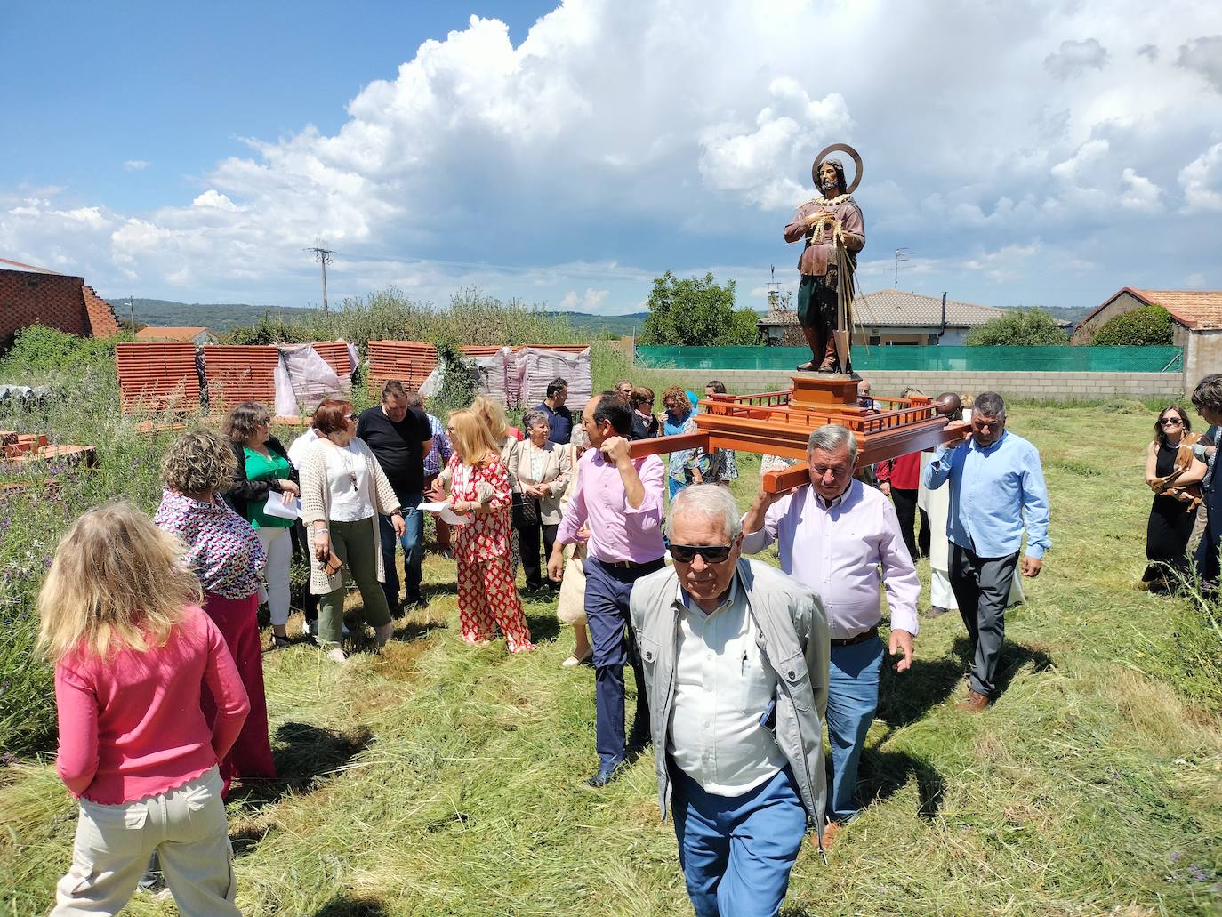 Peromingo cumple con San Isidro y celebra su día de fiesta