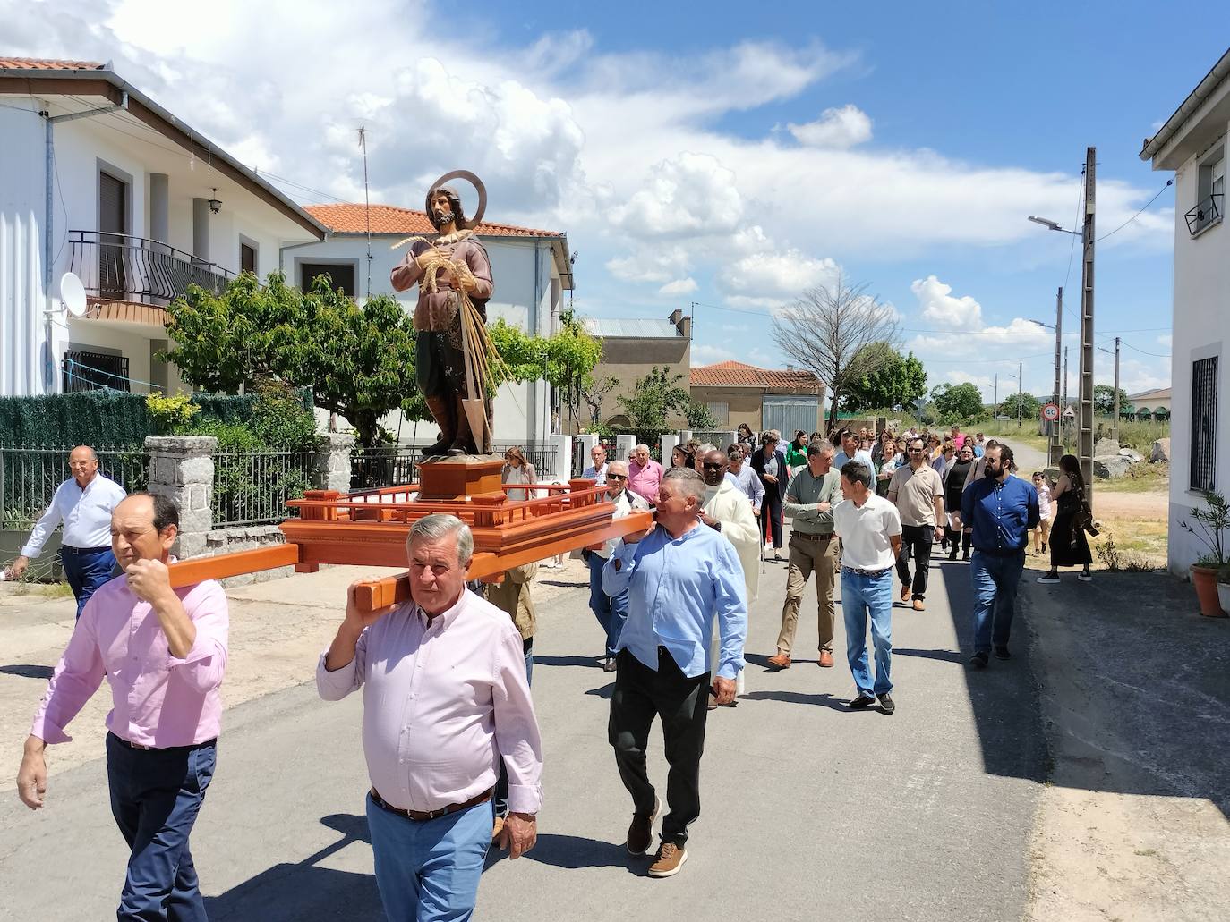 Peromingo cumple con San Isidro y celebra su día de fiesta