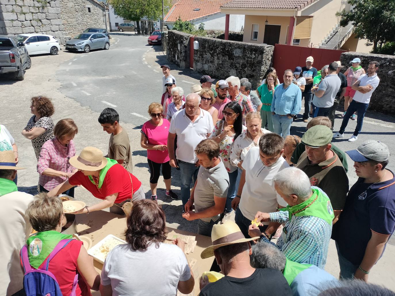 Unidos en torno a la Virgen de Montemayor