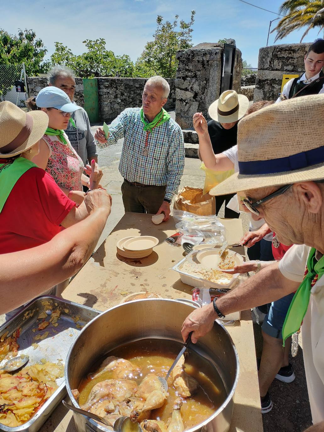 Unidos en torno a la Virgen de Montemayor