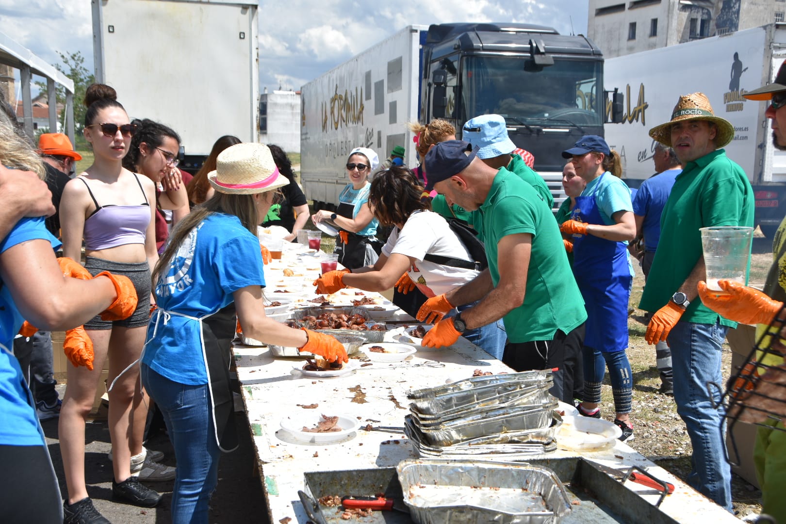 Parrillada para 2.000 personas en Villamayor