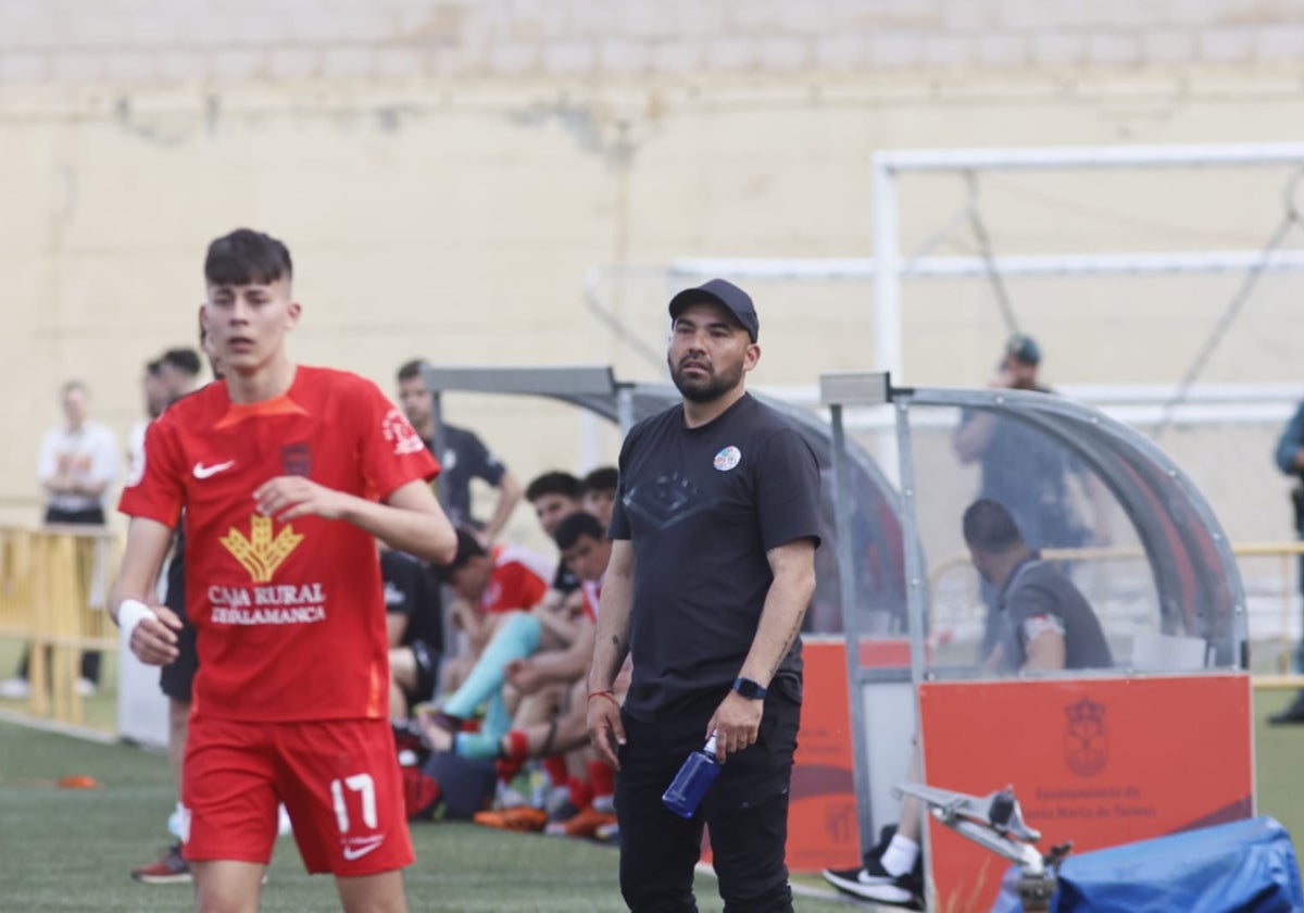 Las mejores imágenes de la victoria del Salamanca UDS a la UD Santa Marta (1-3)