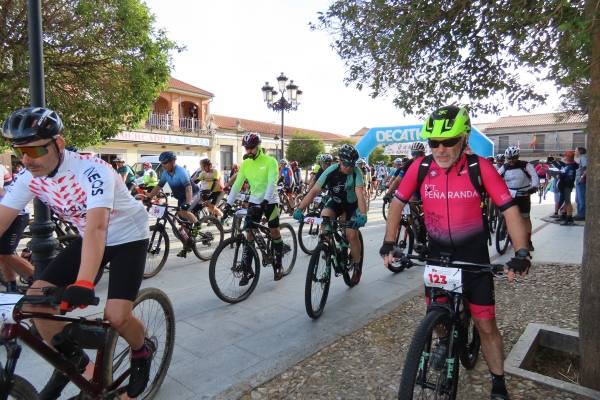 Más de 150 ciclistas en el paraíso de Alaraz