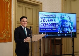 Pedro Martínez, concejal de Juventud, en la presentación del XXIV Certamen Jóvenes Creadores.