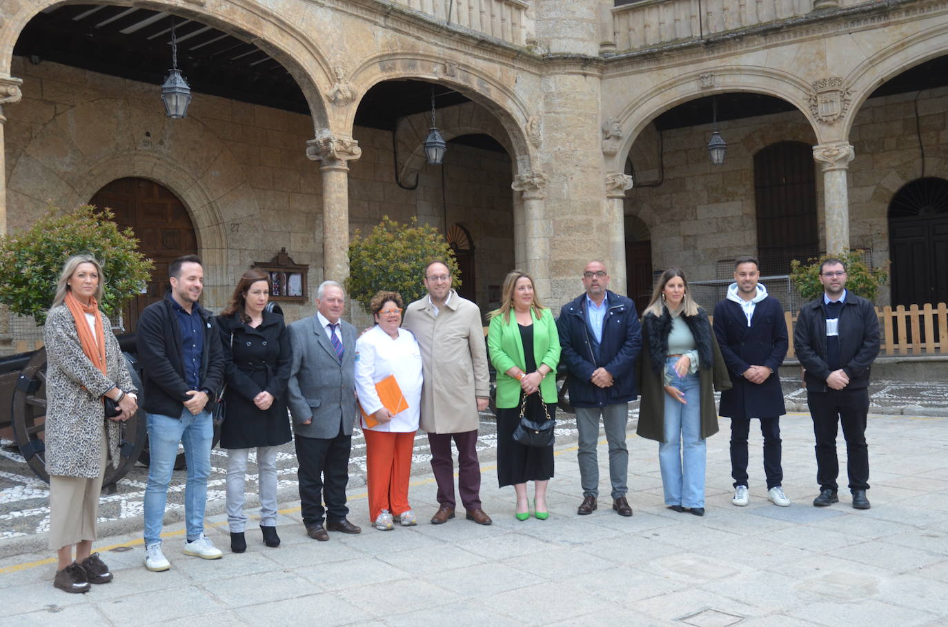 Pregón pasado por agua en el inicio de la III Feria del Farinato de Ciudad Rodrigo