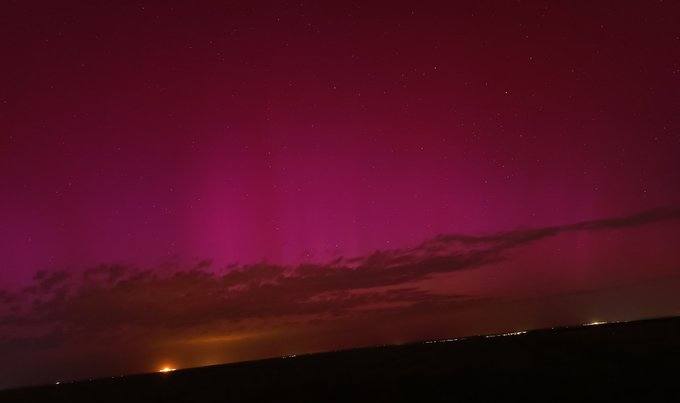 Imagen de la aurora boreal vista en Salamanca el 10 de mayo.