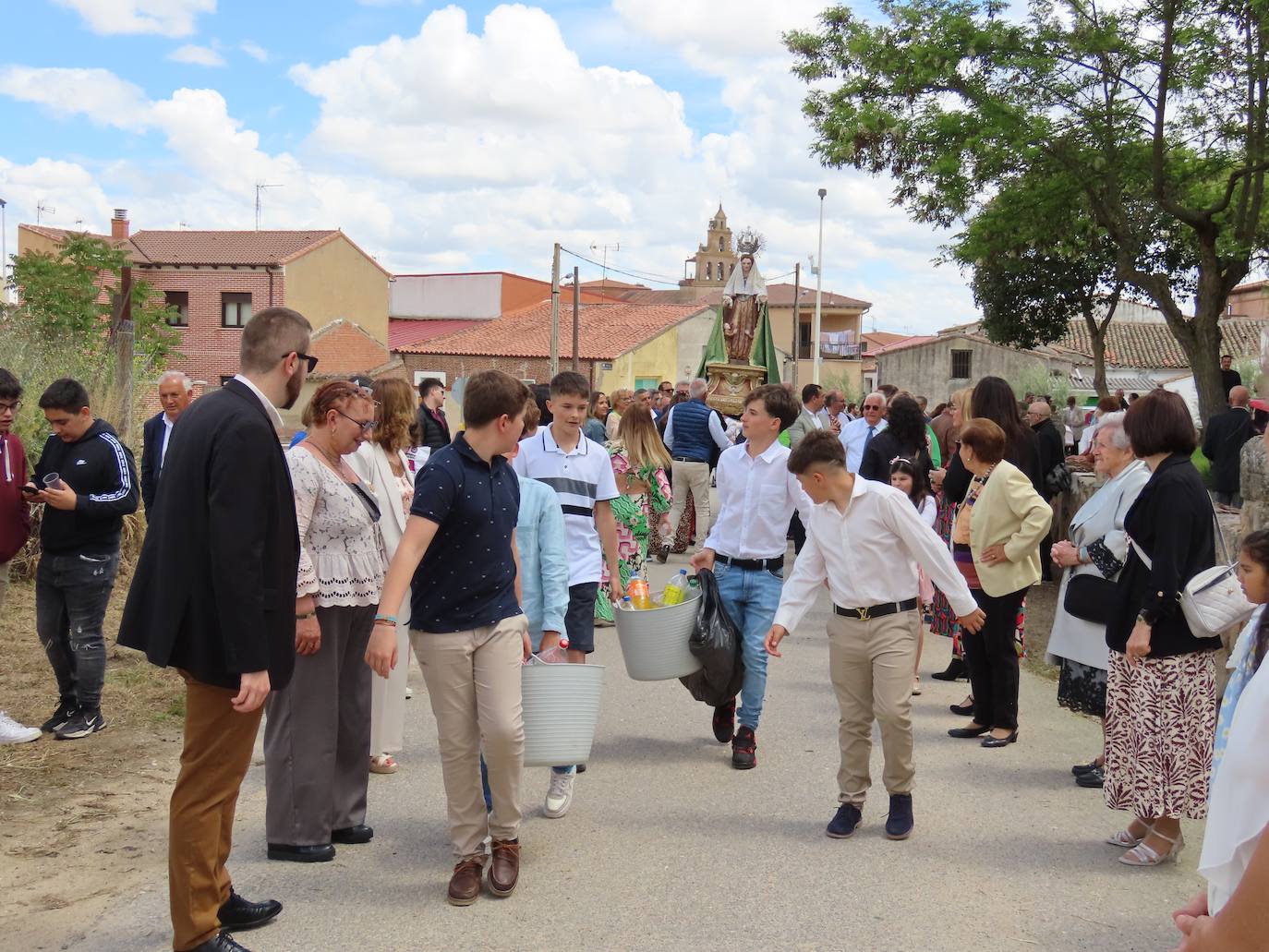 Devoción a la Virgen de la Misericordia en la fiesta patronal de Cantalapiedra