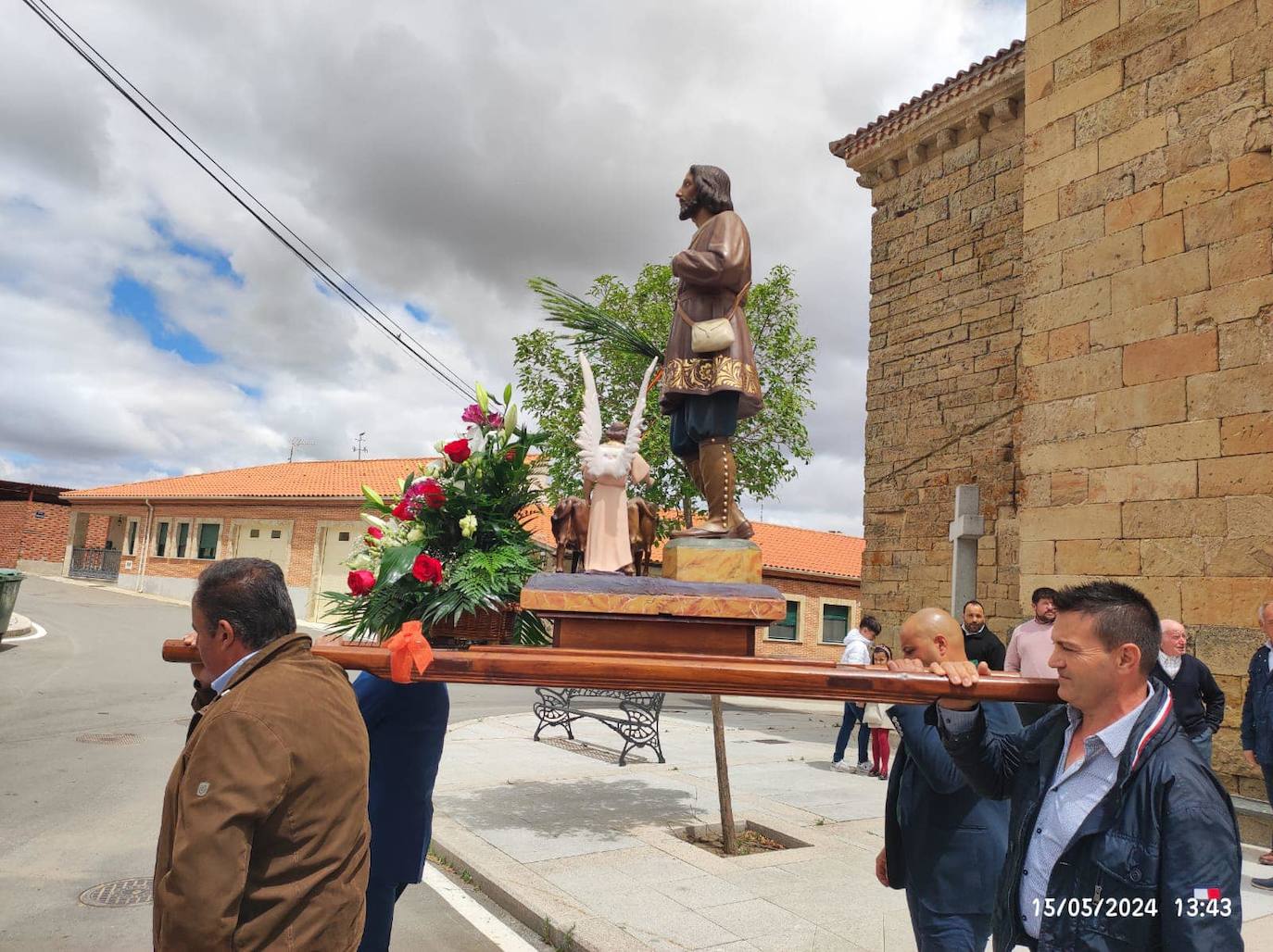 Destacada participación en la I Concentración de Vehículos Clásicos en Cantalpino