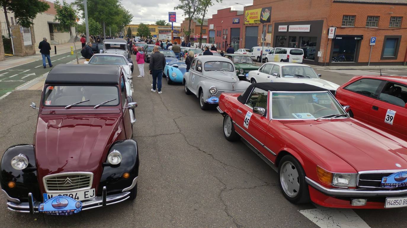 Así ha sido el espectacular rally que ha recorrido Salamanca para homenajear a la Policía Local