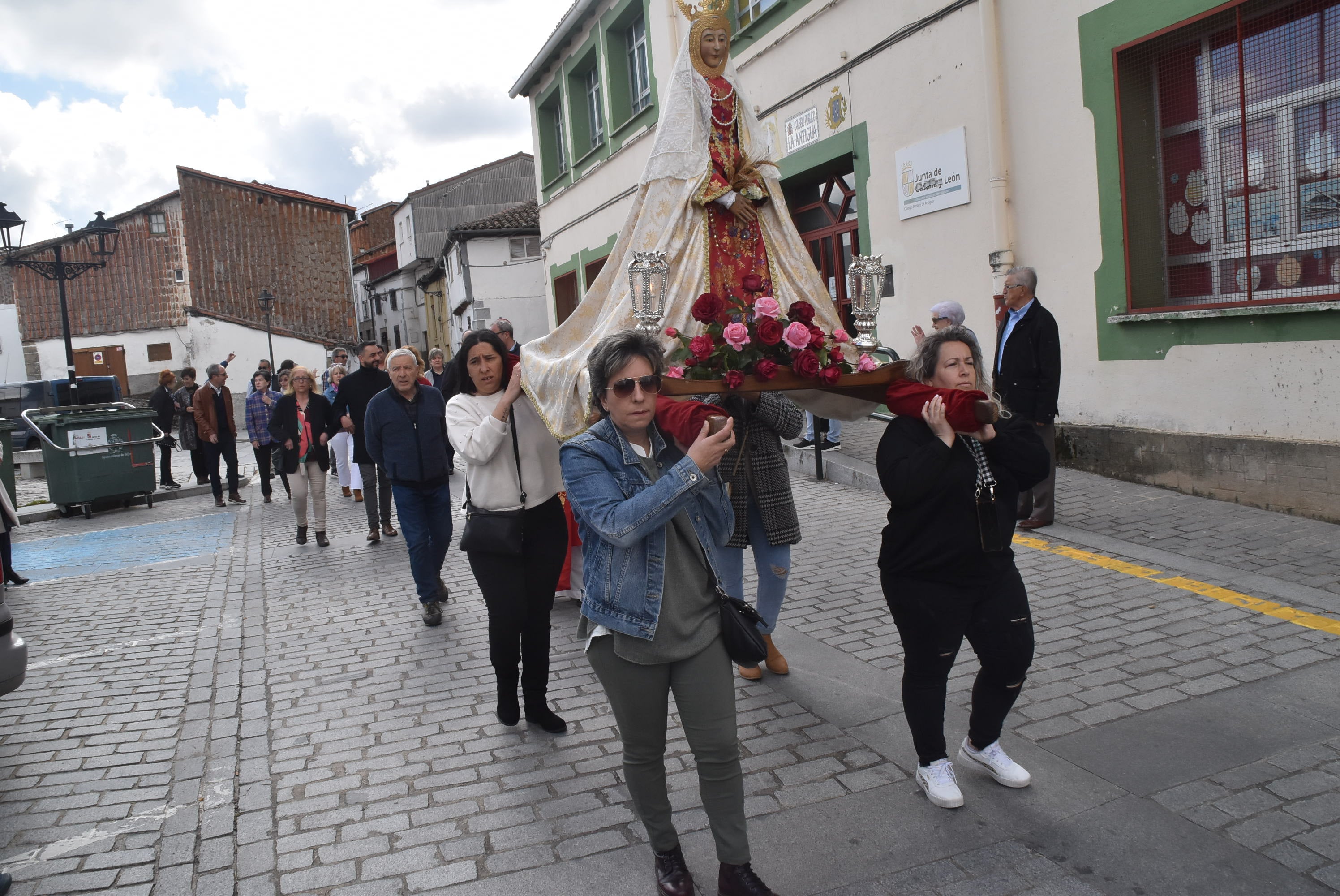 Béjar revive la tradición de la fiesta con la Virgen de la Antigua
