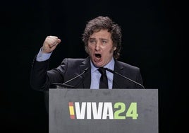 El presidente de Argentina, Javier Milei, durante el acto 'Viva 24' de VOX, en el Palacio de Vistalegre