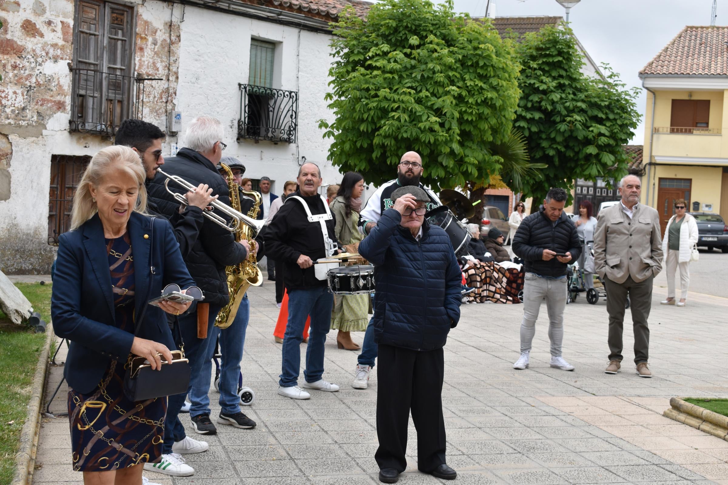 La Virgen de la Peña regresa a su ermita por un día