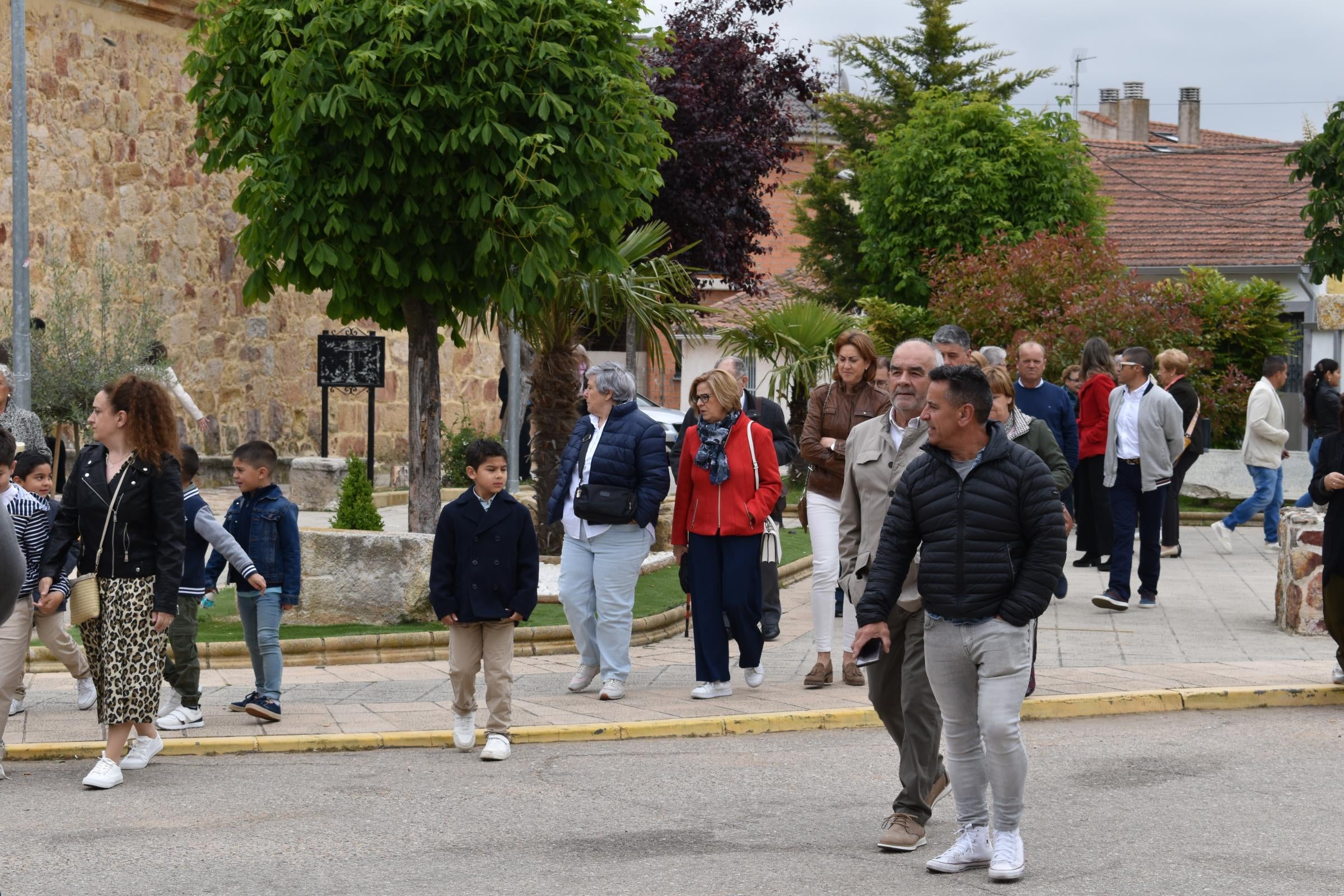 La Virgen de la Peña regresa a su ermita por un día