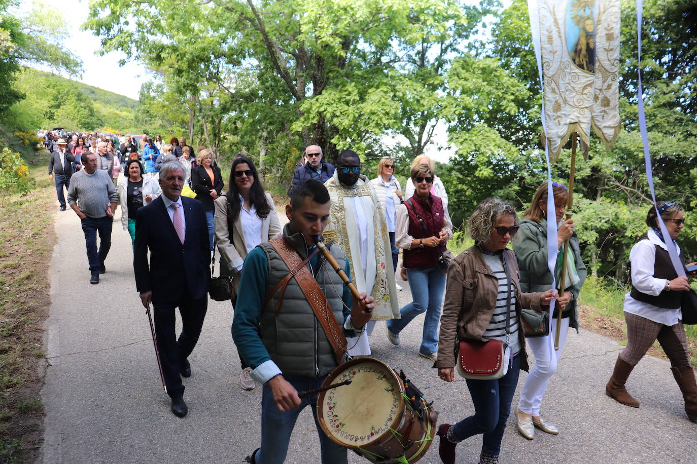 Los paporros llenan El Castañar de Béjar para honrar a la patrona