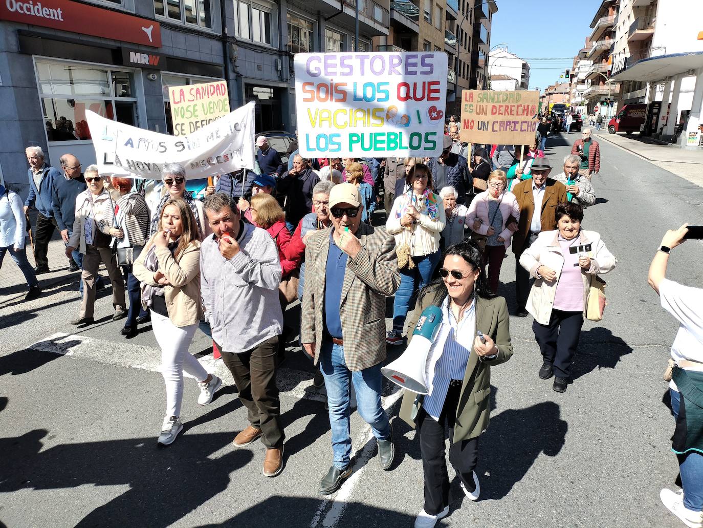 Centenares de personas demandan en Béjar una sanidad rural de calidad