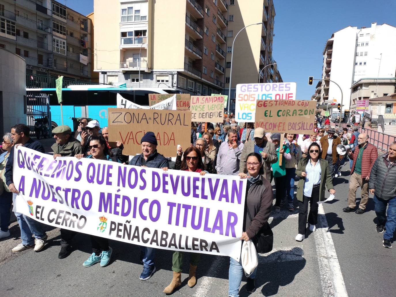 Centenares de personas demandan en Béjar una sanidad rural de calidad