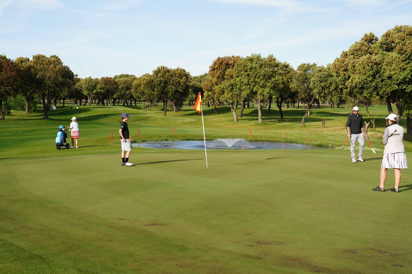 El Torneo LA GACETA pasa su ecuador con golf y calor