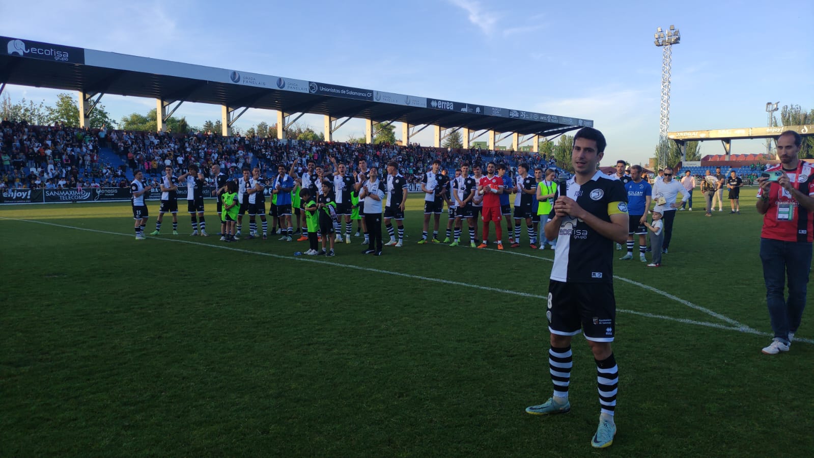 Las mejores imágenes de la victoria de Unionistas al Arenteiro (4-0)