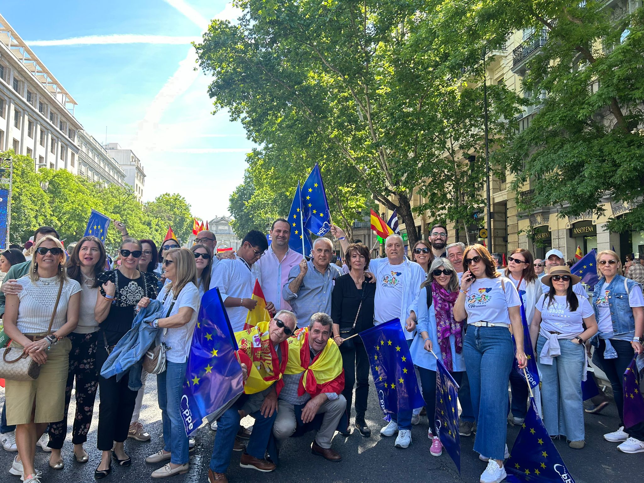 La expedición salmantina en la manifestación de Madrid, en imágenes