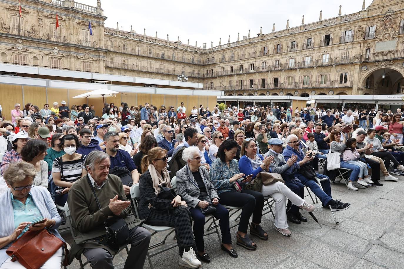 Buen colofón a la Feria del Libro: buen tiempo y gran afluencia