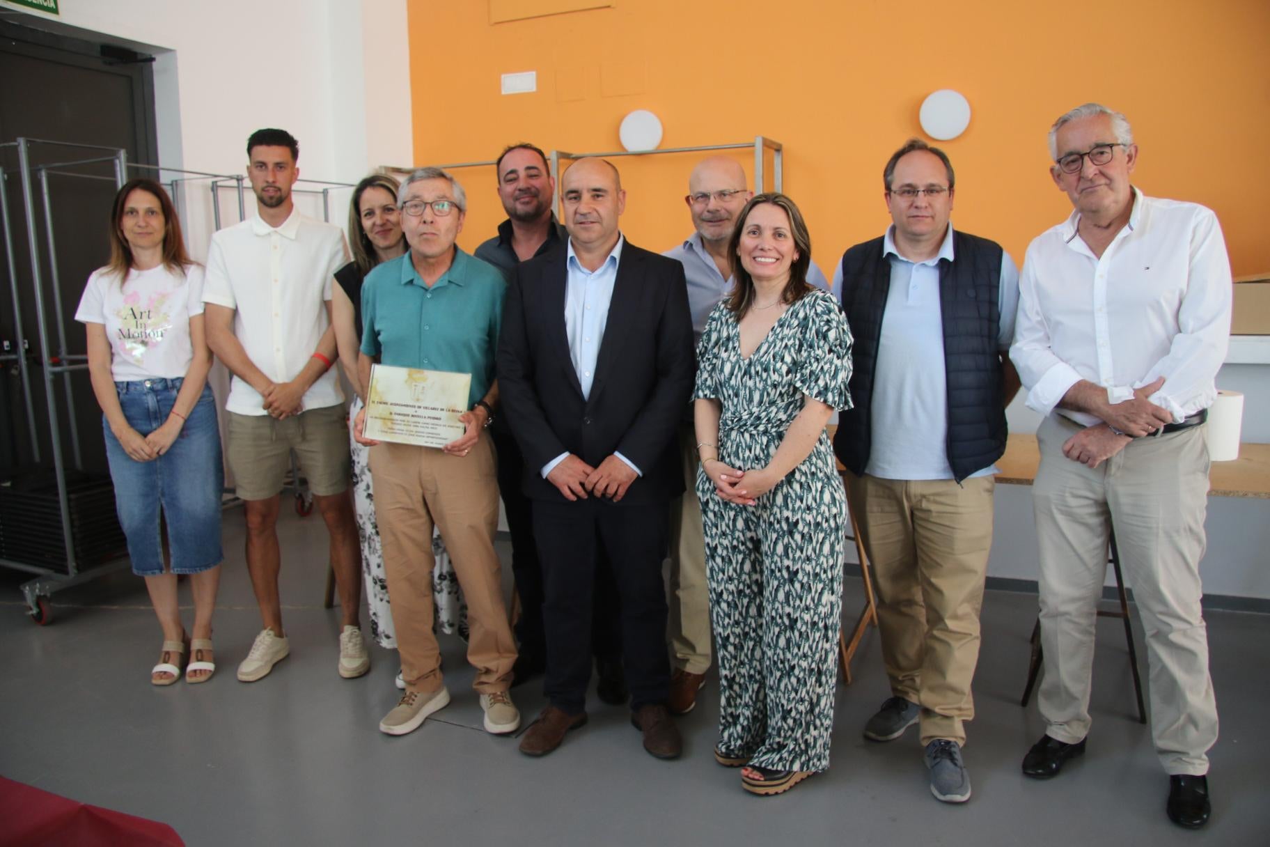 Homenaje y comida de hermandad con los mayores en Villares de la Reina