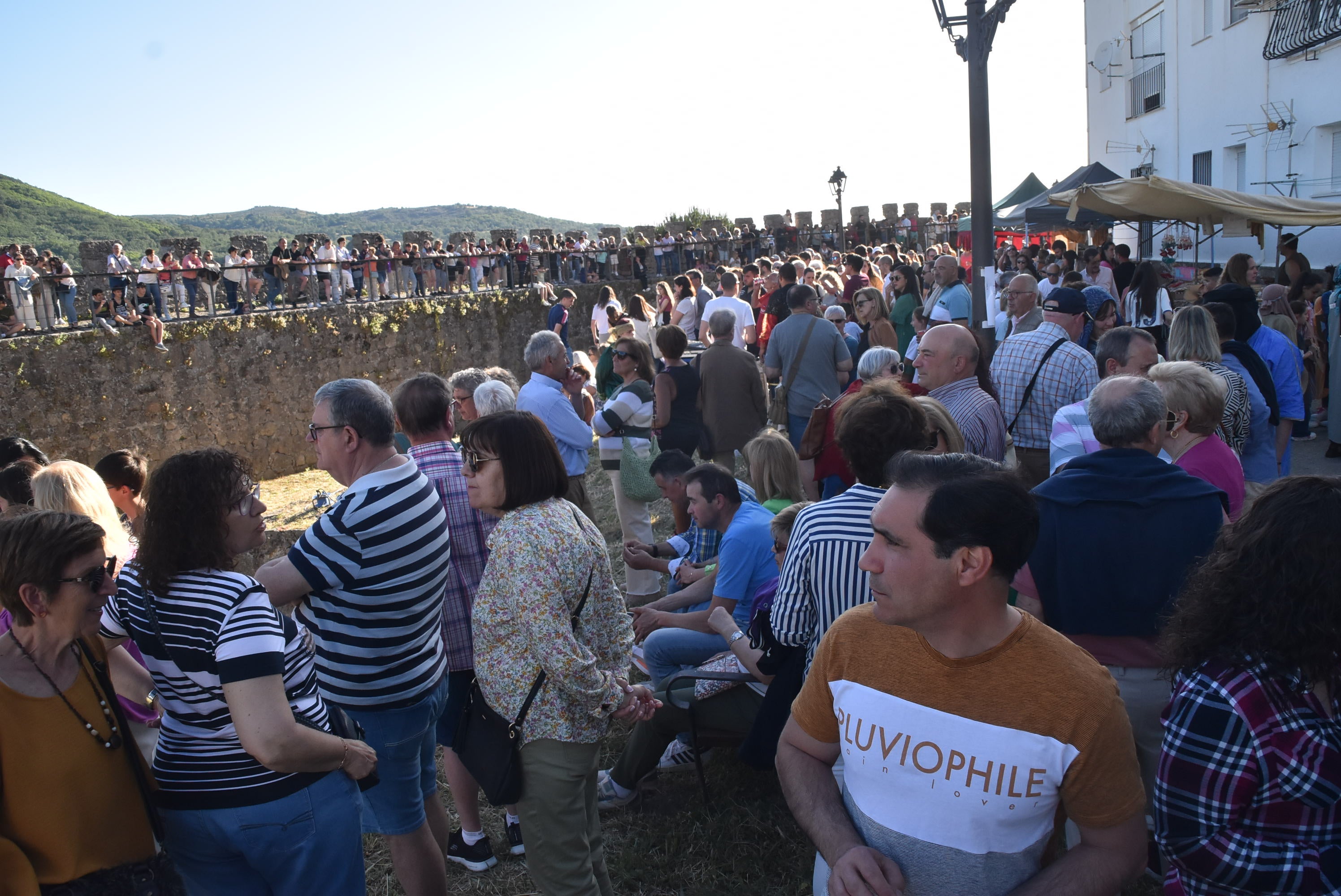 Intensa jornada en Béjar en las vísperas de su Corpus más internacional