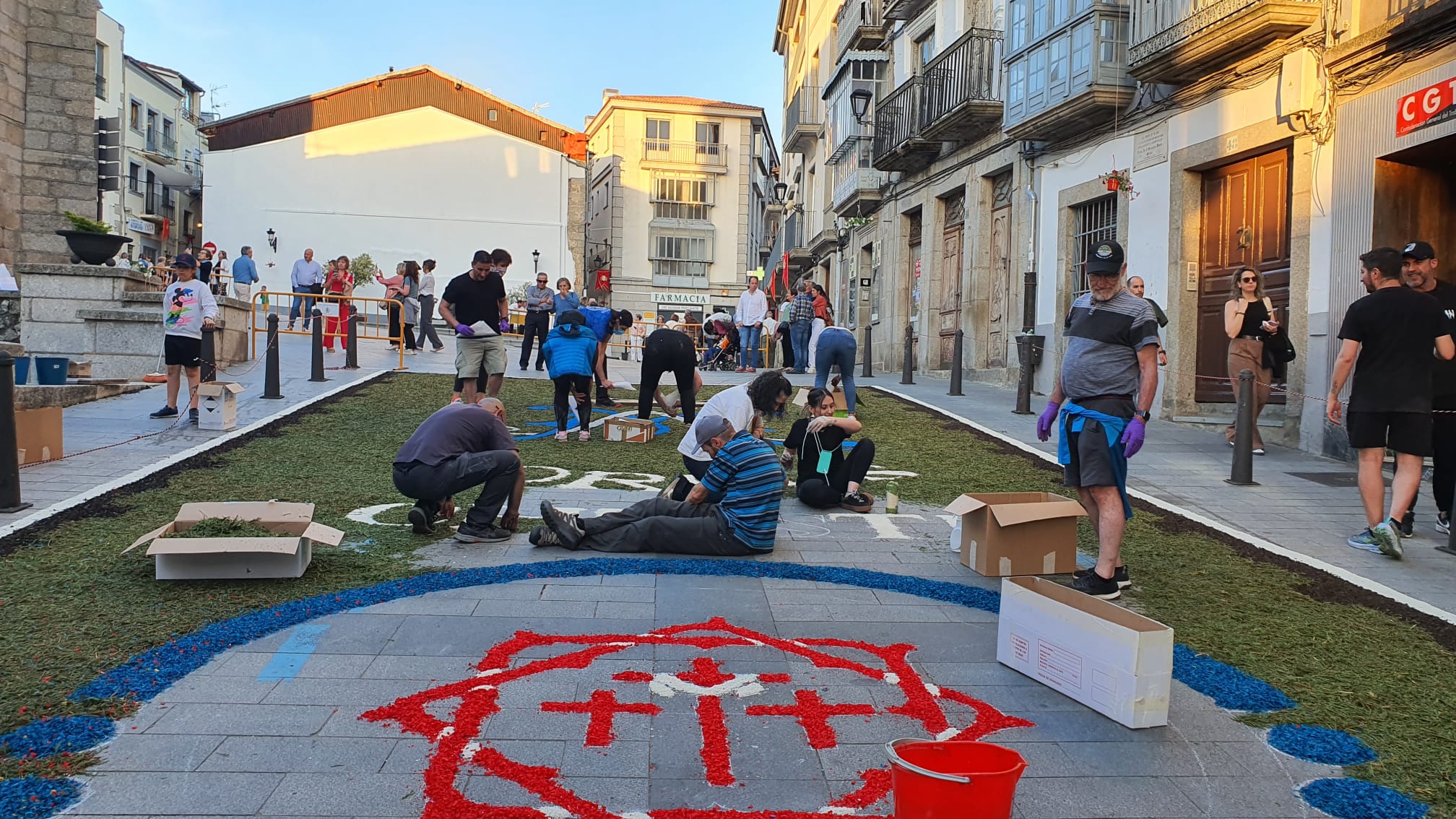 Intensa jornada en Béjar en las vísperas de su Corpus más internacional