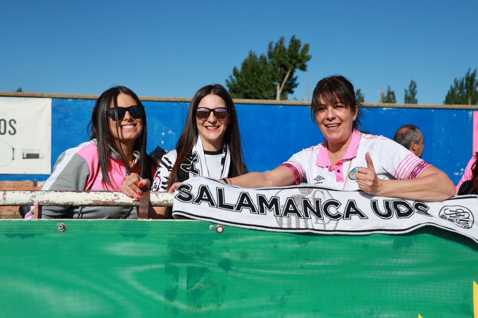 Búscate en la grada de Las Salinas en el partido del Salamanca UDS contra el Atlético Tordesillas