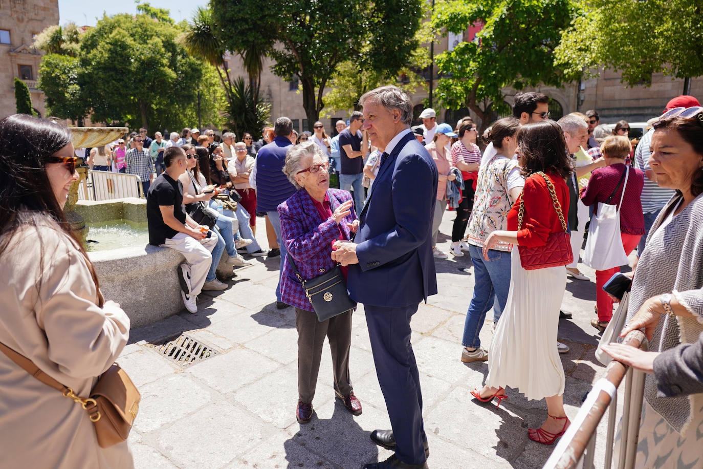 Miles de salmantinos disfrutan de una exitosa jornada de ibérico en el centro