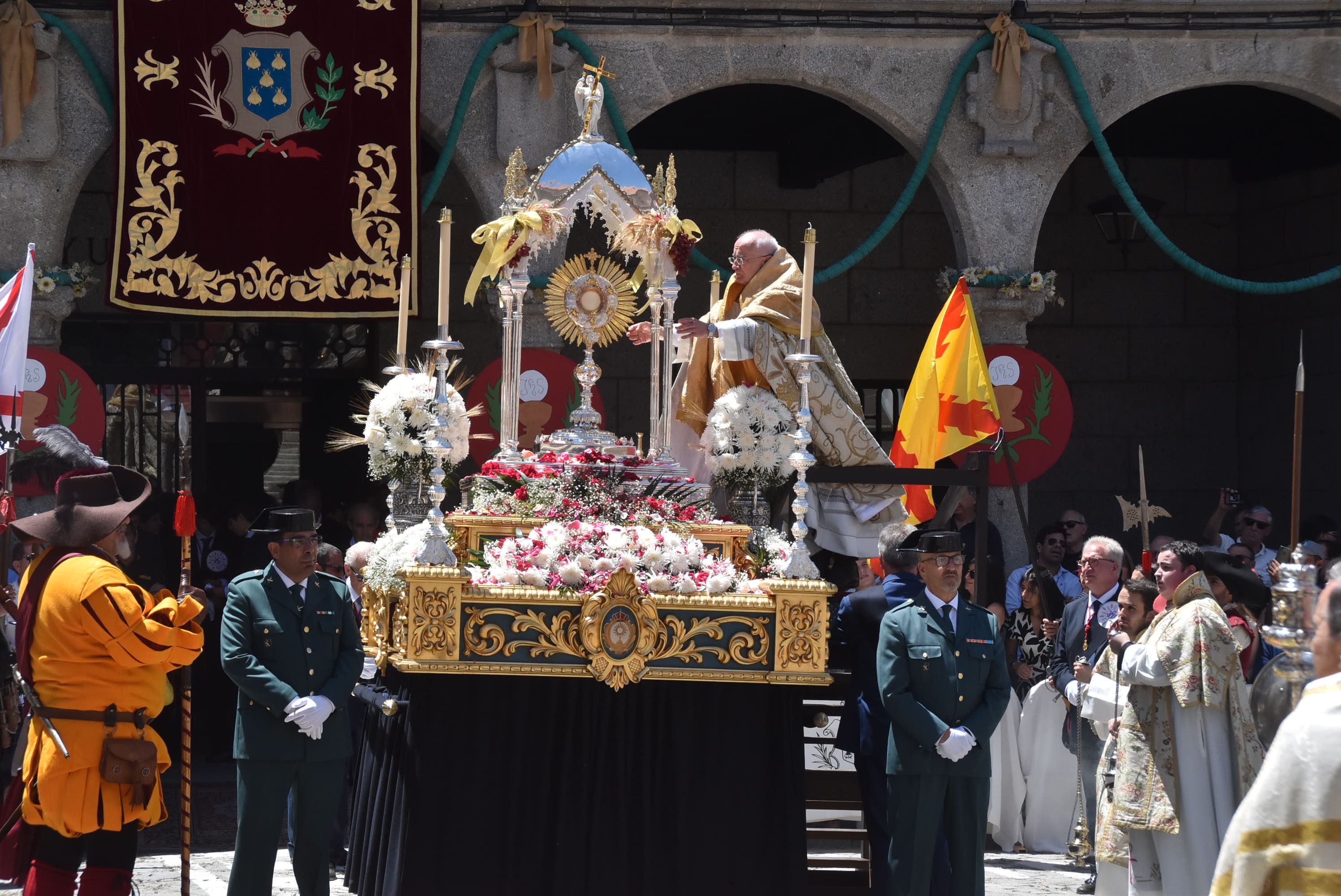 Béjar brilla en el quinto aniversario de su Corpus más internacional