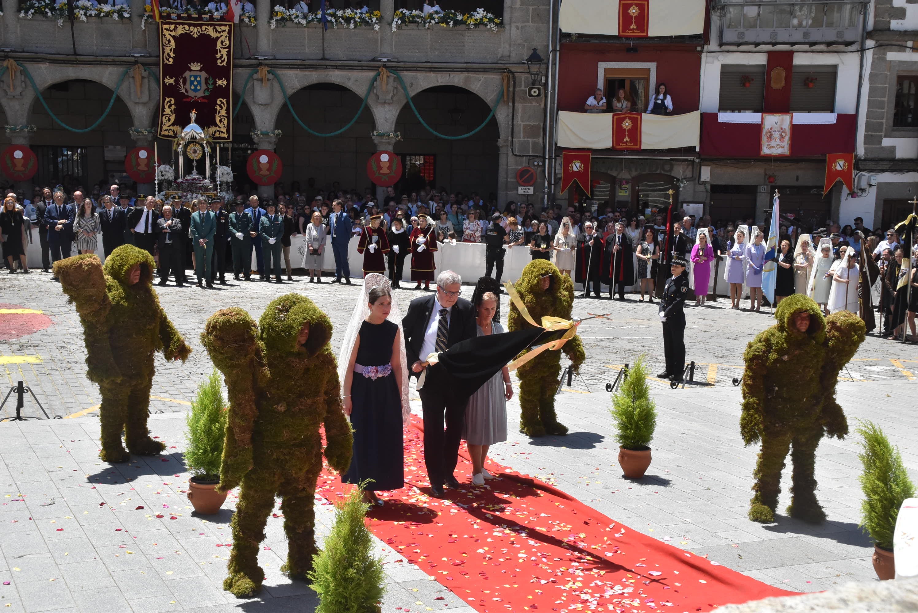 Béjar brilla en el quinto aniversario de su Corpus más internacional