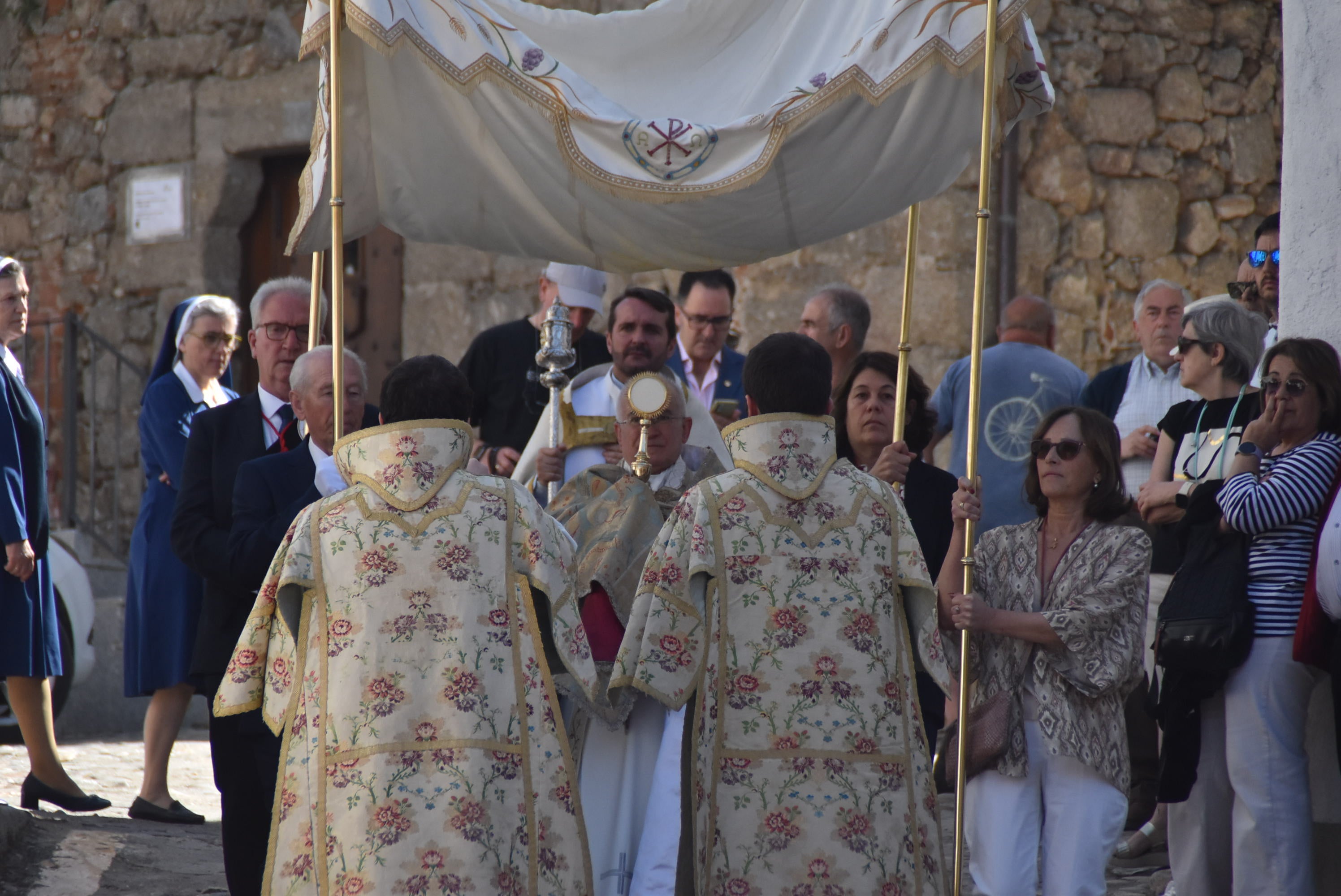 Béjar brilla en el quinto aniversario de su Corpus más internacional