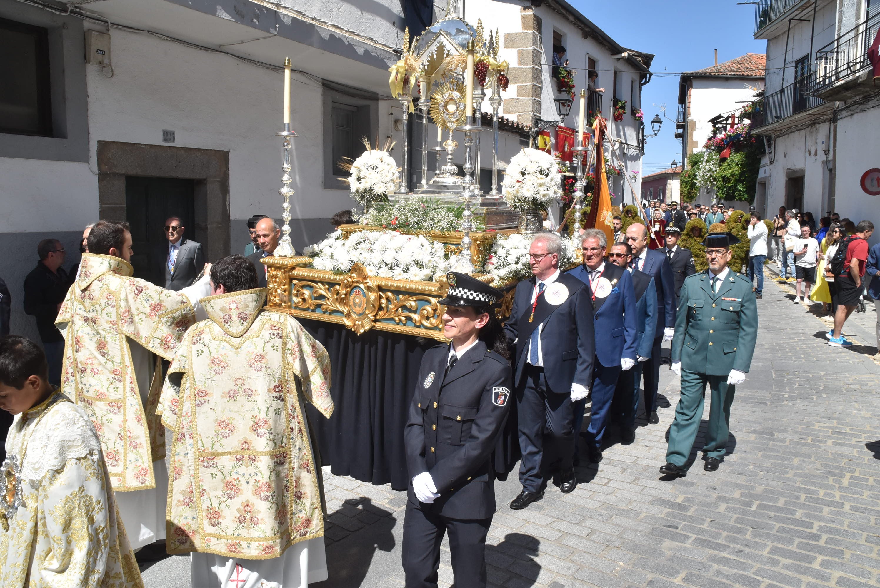 Béjar brilla en el quinto aniversario de su Corpus más internacional