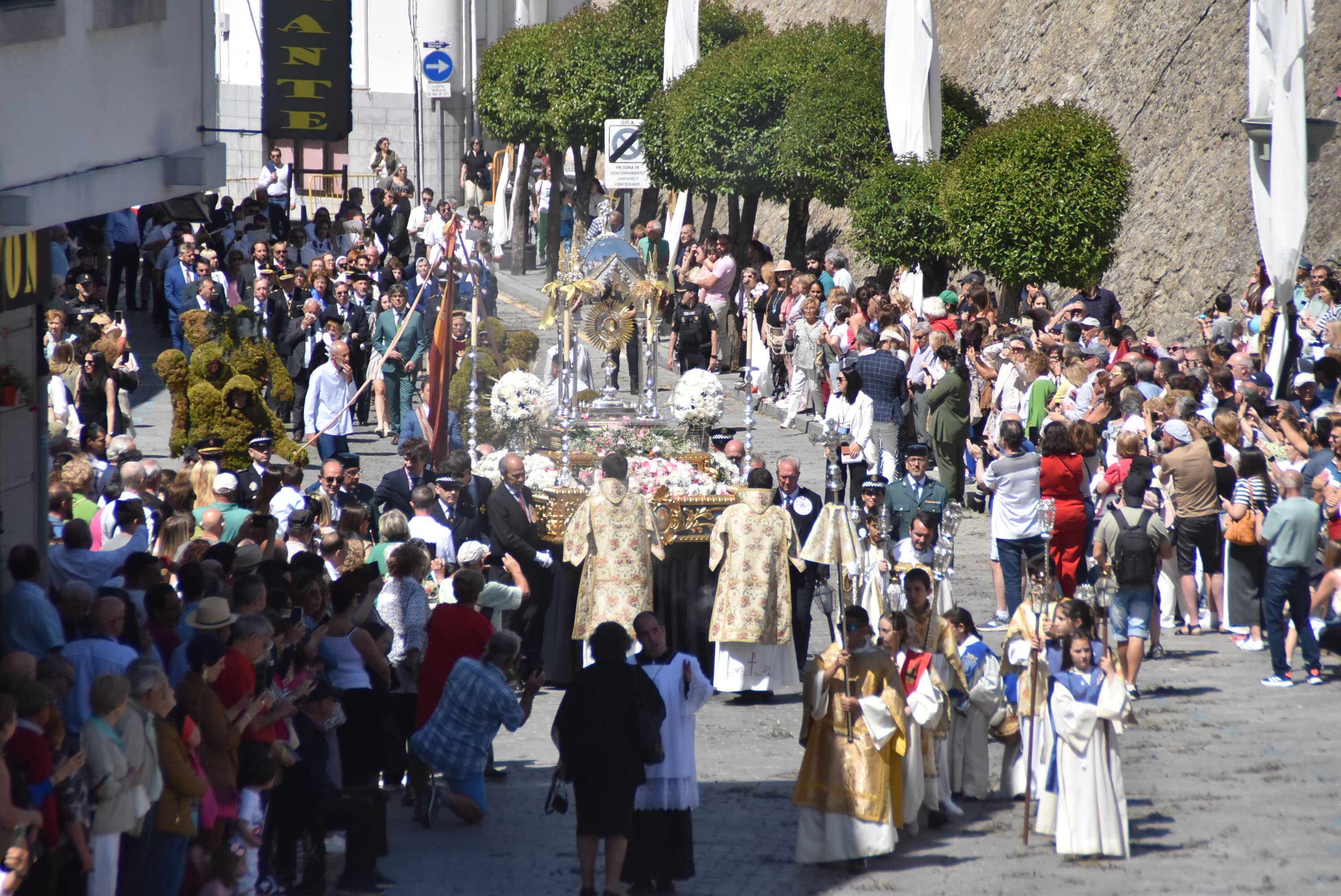 Béjar brilla en el quinto aniversario de su Corpus más internacional