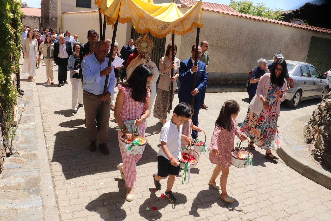 Solemne celebración del día del Señor en Salvatierra de Tormes