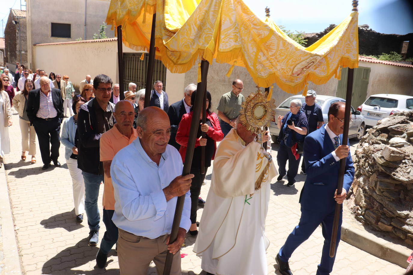 Solemne celebración del día del Señor en Salvatierra de Tormes