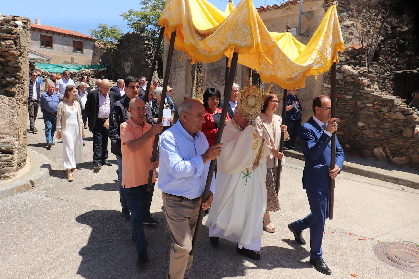 Solemne celebración del día del Señor en Salvatierra de Tormes