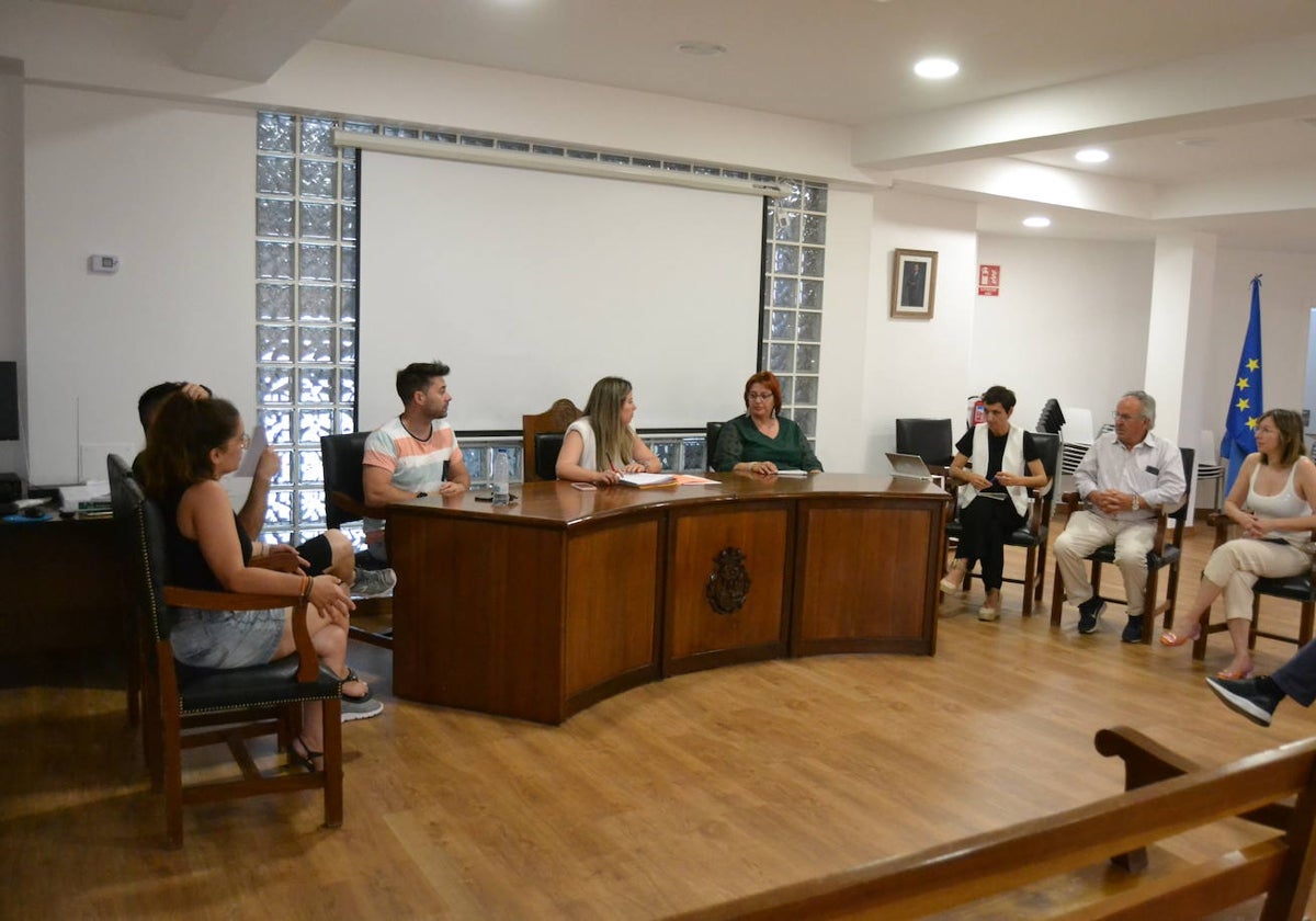 Inicio del pleno en Fuentes de Oñoro