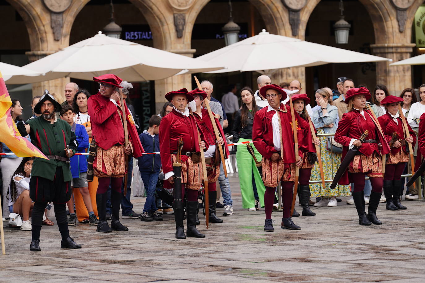 Así vive Salamanca el desfile del IV Festival Siglo de Oro