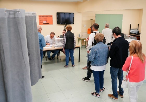 Momento de la votación en las pasadas elecciones europeas.