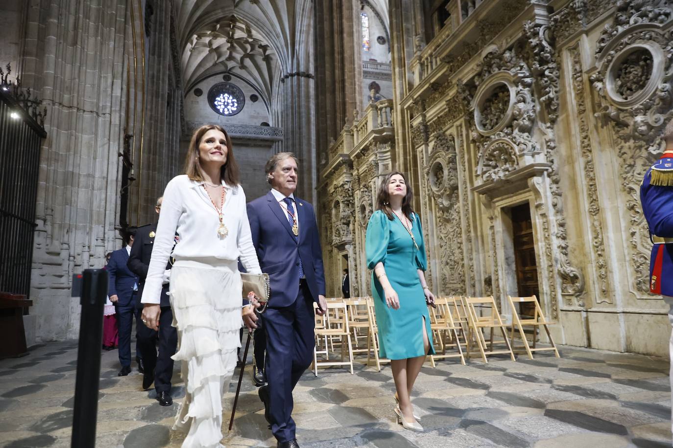 El obispo pide regenerar la vida pública para acabar con una sociedad rota y dividida por el día de San Juan de Sahagún