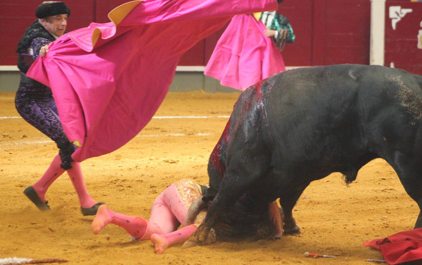 La corrida de toros benéfica en favor de la princesa guerrera, en imágenes