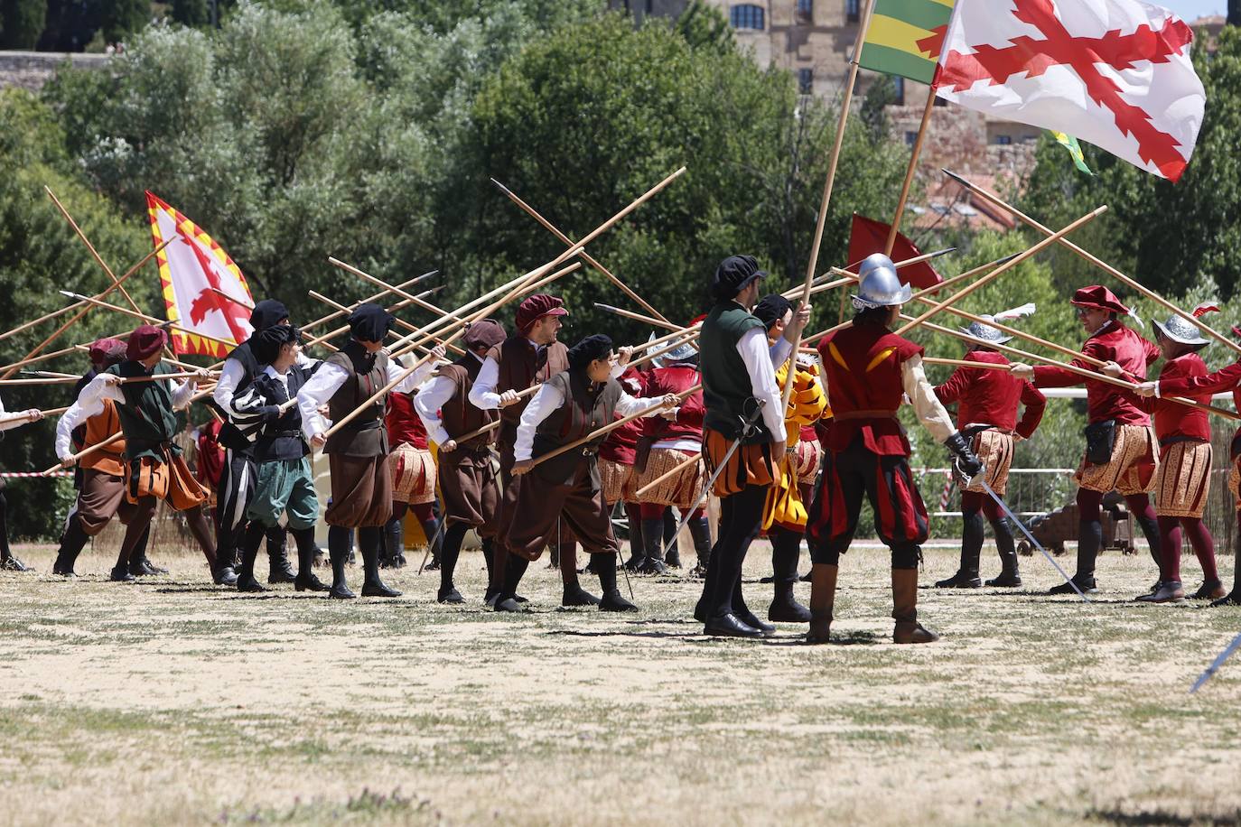 La batalla de los Tercios en el Puente Romano, en imágenes