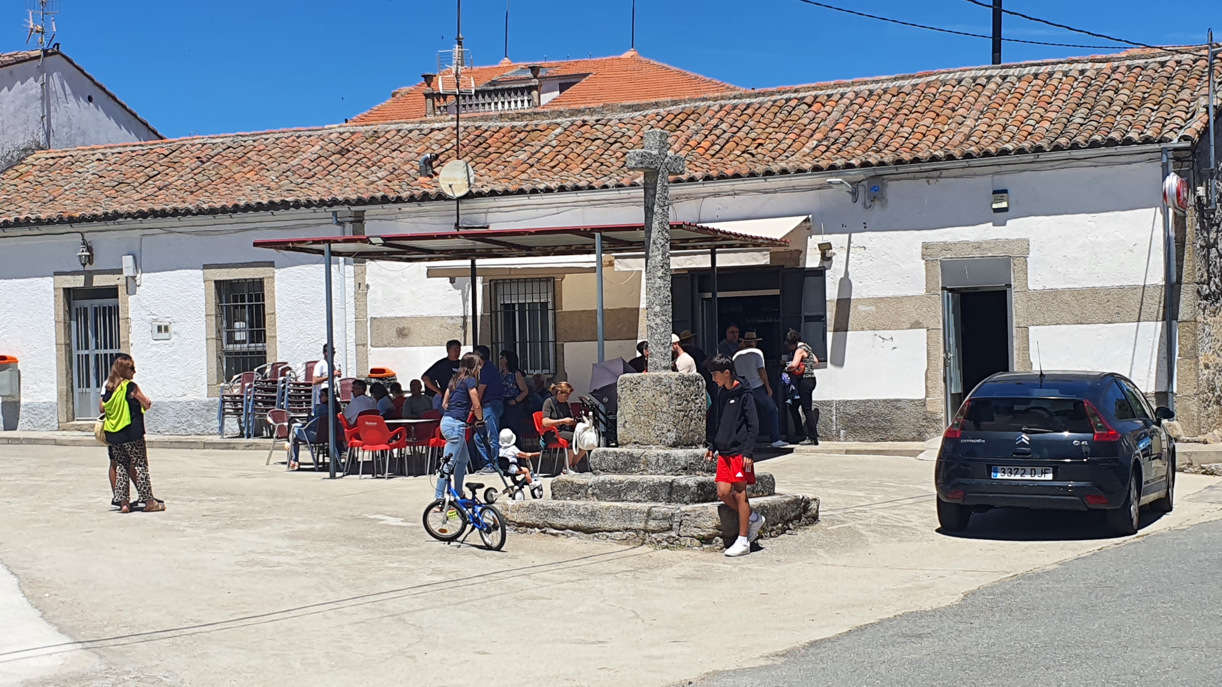 La Cabeza de Béjar estrena parque infantil con fondos de la Diputación