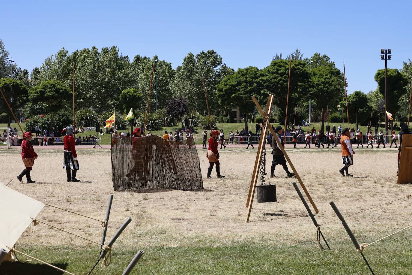 La batalla de los Tercios en el Puente Romano, en imágenes