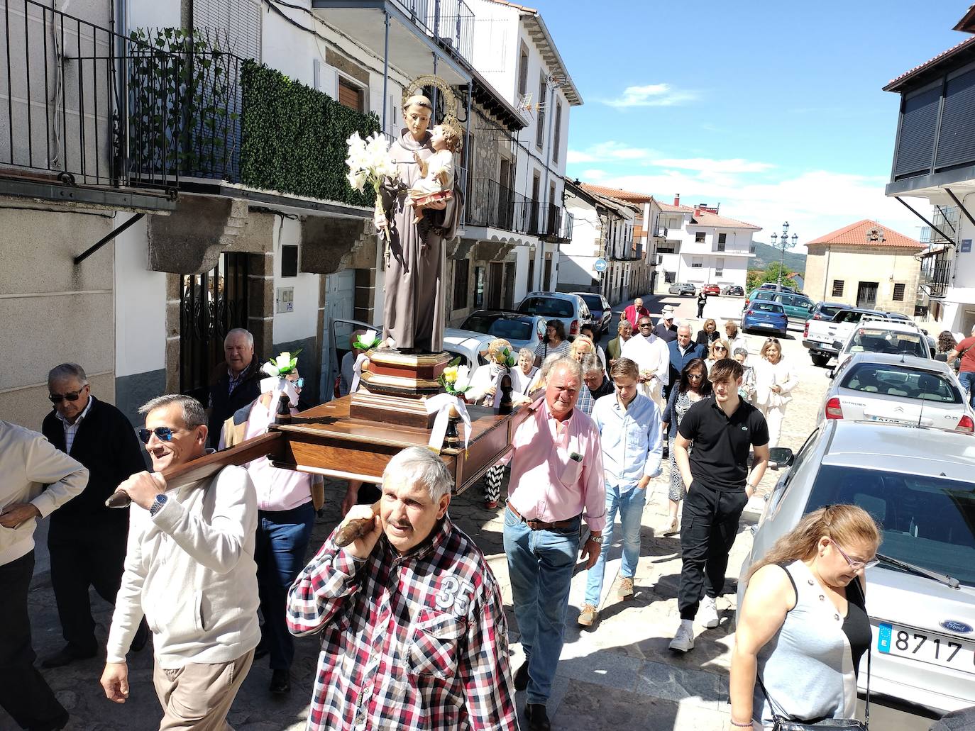 Puerto de Béjar y Valbuena honran a San Antonio